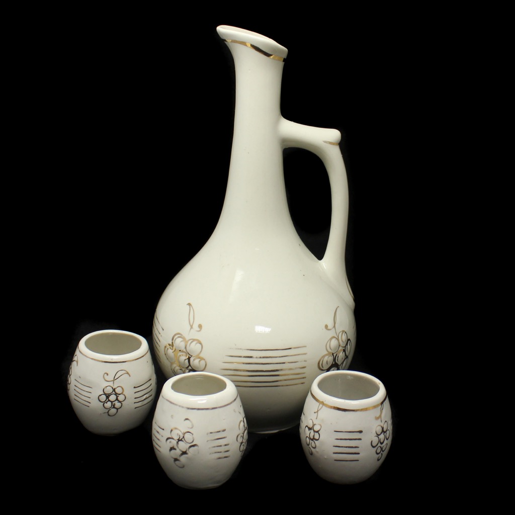 расписные стопки. сплав мельхиор графин со стопками. набор 7пр версаль графин+6стопок gn01/50. деревянный графин со стопками. графин 500мл+стопки 6шт 50мл греческий узор ge03-1160/837/s.