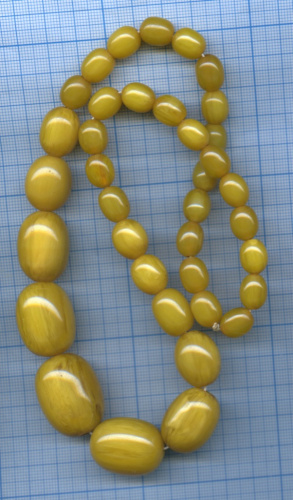 Бусы (бакелит, 26 см)