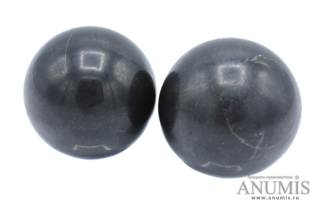 металлический шар. металлические шары для катания по полу. шары для ночных перекатывание по полу. соседи катают металлические шары. соседи металлические шары для катания по полу.