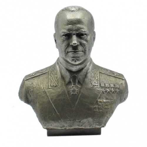 Бюст «Г Жуков», автор Н Баганов, 25 см 1976