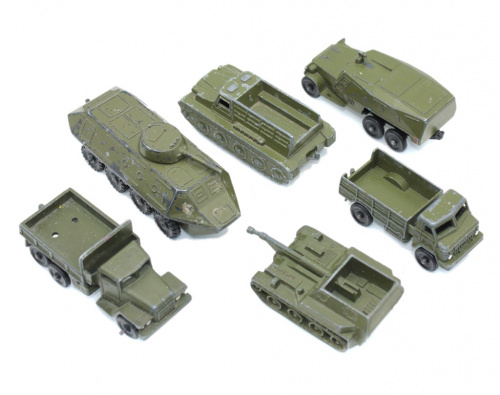 Лот масштабных моделей военная техника, до 10 см