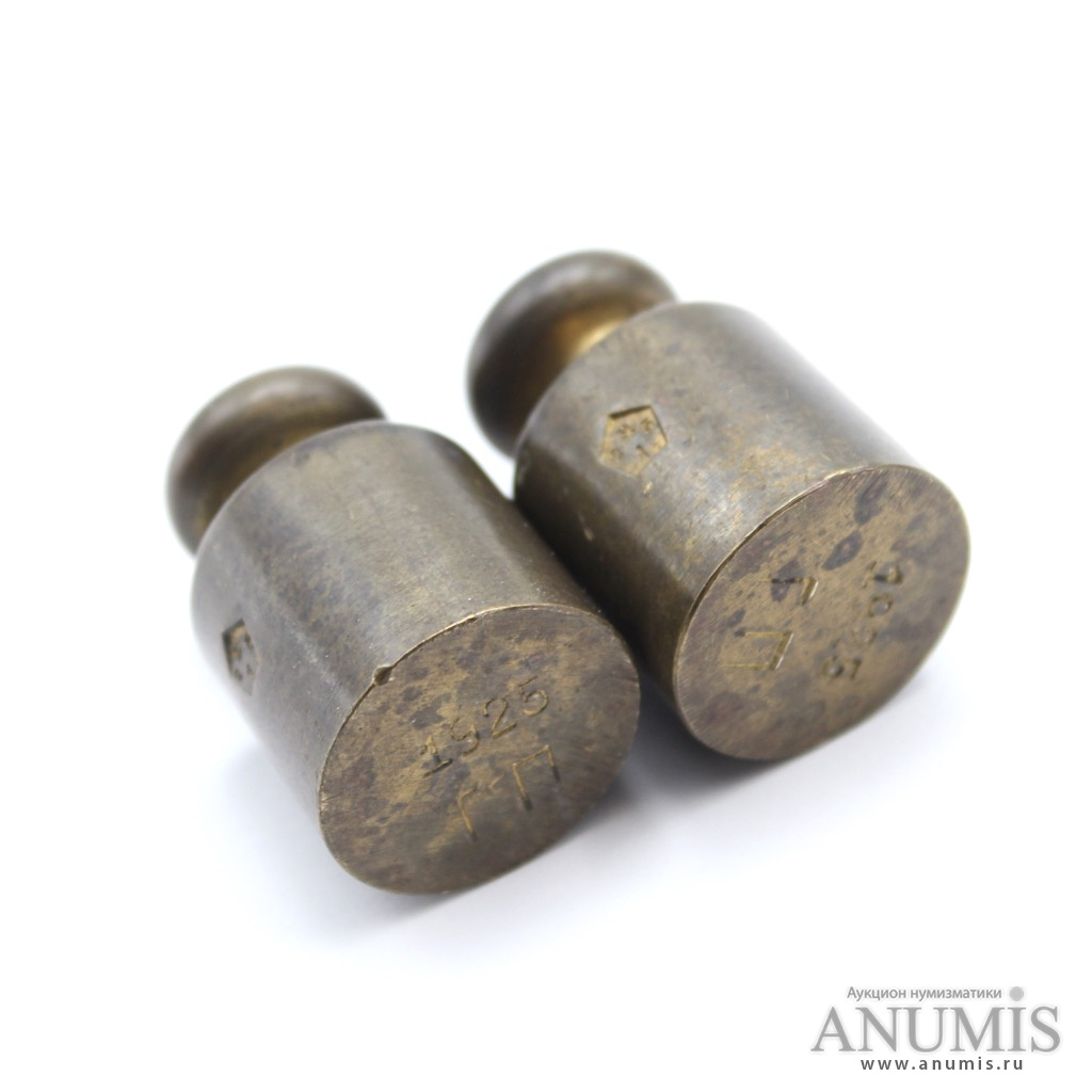 Гирька 100 грамм. Гиря калибровочная 200 грамм. Калибровочная гиря 500 гр. Гирька весовая 1926 стз. Гирька 100 грамм.