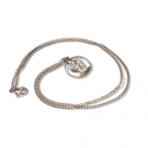 Цепочка. Серебро 925 пробы. Длина 60 см. Вес 12 г. С кулоном 875 пробы