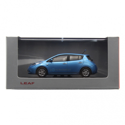 Масштабная модель автомобиля «Nissan Leaf». В коробке 15,5×7×8 см