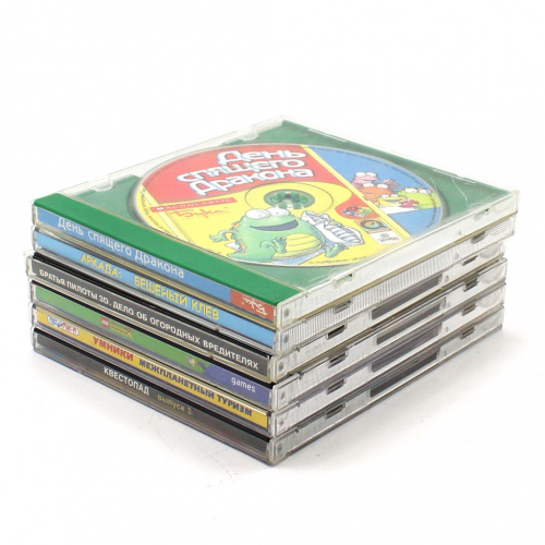 Лот CD с развивающими играми для детей. «Братья Пилоты. Дело об огородных вредителях» 2 шт.; «Бешеный клев»; «Умники. Межпланетный туризм»; «День спящего дракона»; «LEGO. Island 2. Thebrickster’s revenge»; «Квестопад 3. — «Дача кота Леопольда», «Братья Пи