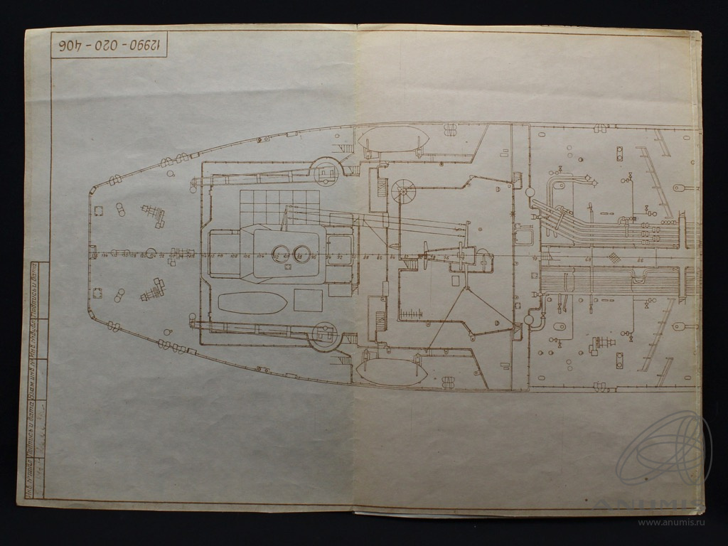 Чертеж морского судна Вид сверху Выпущен на основании решения МСП и ММФ №  716−12990−50 от 17.02.1986 г Размеры 146×29 см. СССР. Лот №3885. Аукцион  №225. – ANUMIS