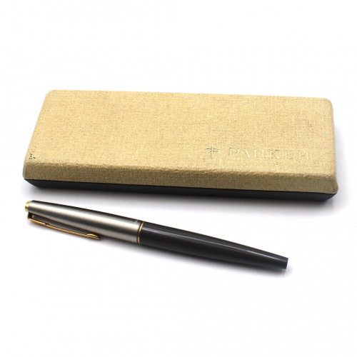 Ручка перьевая «Parker № 45». С сертификатом № 44327. В коробке