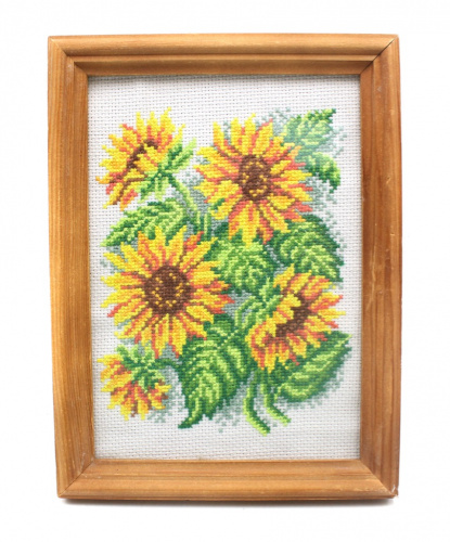 Картина «Подсолнухи» (вышивка крестом), деревянная рамка. Размер 17,5×23,5 см