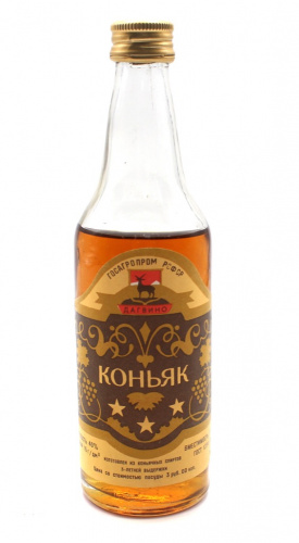 Коньяк коллекционный «Дагвино». 0,1 л. В упаковке