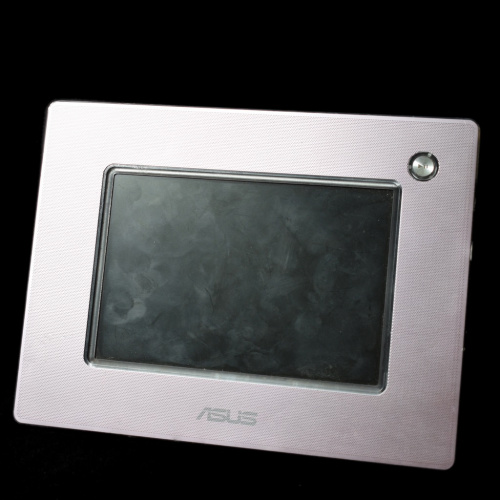 Фоторамка Asus. Рабочая. Размер 21×16 см