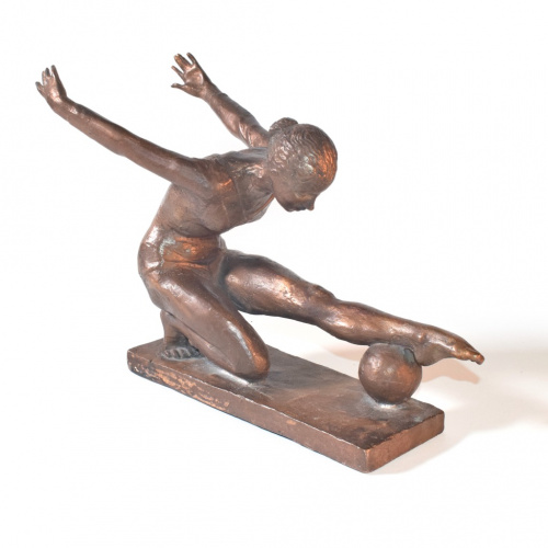 Скульптура «Гимнастка с мячом». Бронза. Размер 25×15×7 см. 3 150 г. Авторская работа скульптора Волковой Людмилы Евтихеевны, 1938 г. р 1979