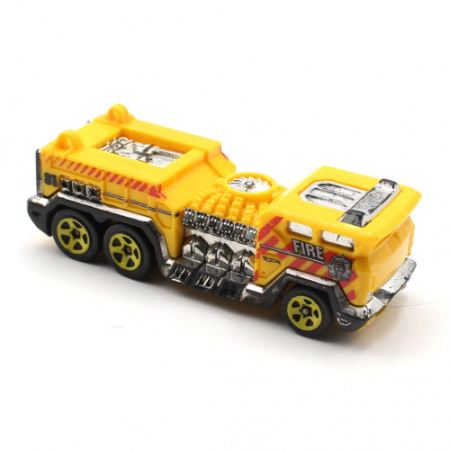 Модель автомобиля. Hot Wheels. Верх — пластик, низ — металл. Размер 8 см