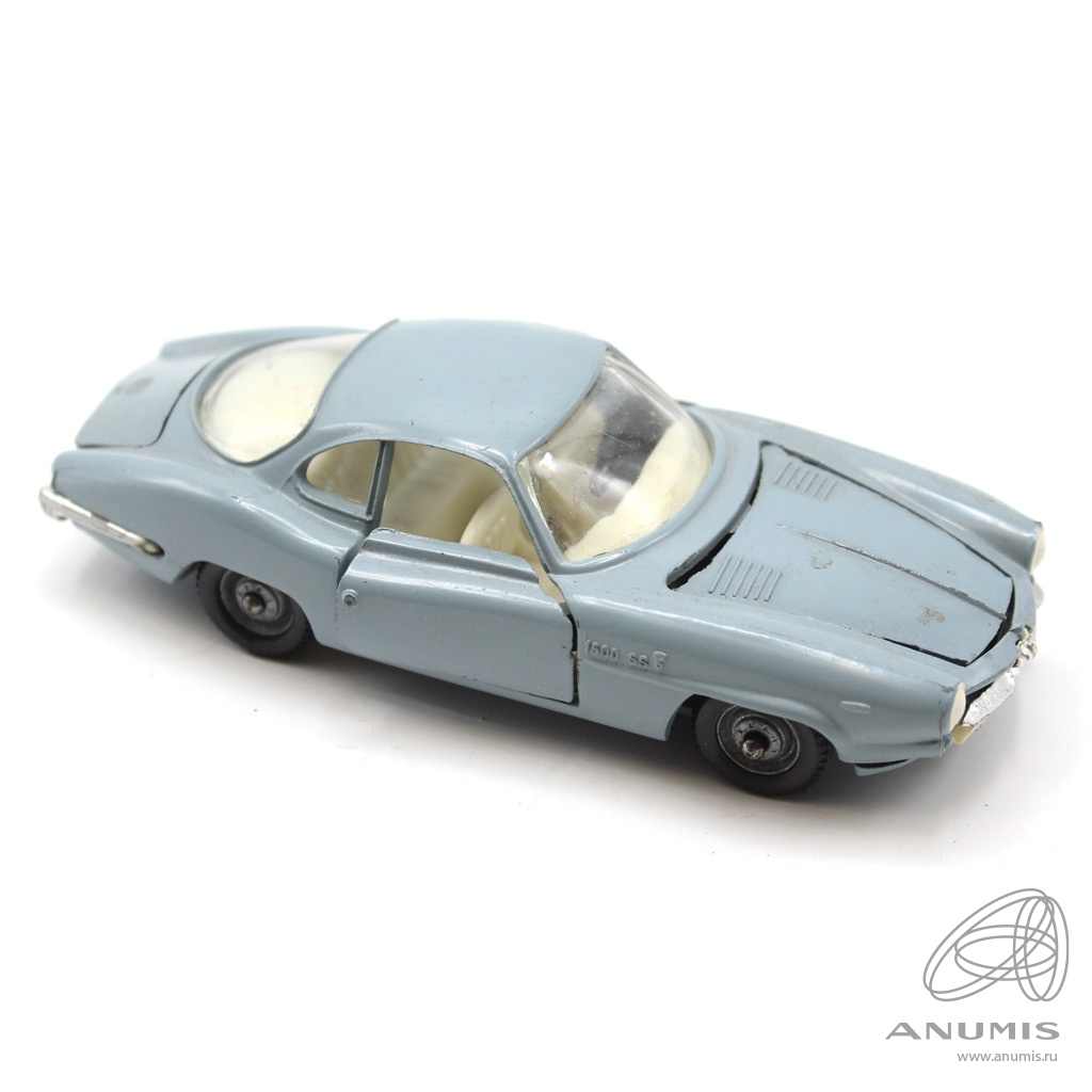 Модель автомобиля «Alfa Romeo Giulia Sprint Speciale» Металл Масштаб 1/43  Размер 10 см. СССР. Лот №3700. Аукцион №246. – ANUMIS