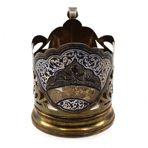 Подстаканник. Серебро 875 пробы. Клейма. Золочение. Вес 85,5 г. Размер 8,2×7 см