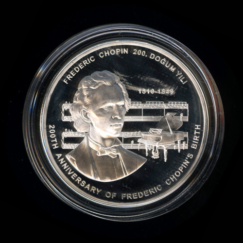 50 новых лир — 200 лет со дня рождения Фредерика Шопена 2009. В капсуле