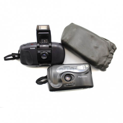 Лот фотоаппаратов «Panasonic», «Kodak», 2 шт. В рабочем состоянии
