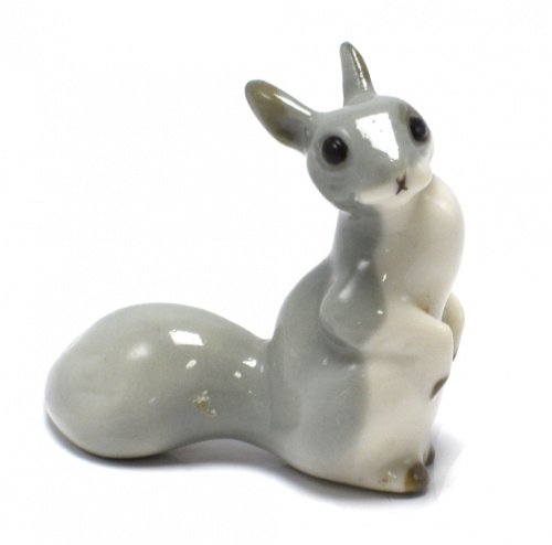 Фигурка «Белка». 5×4 см. Фарфор