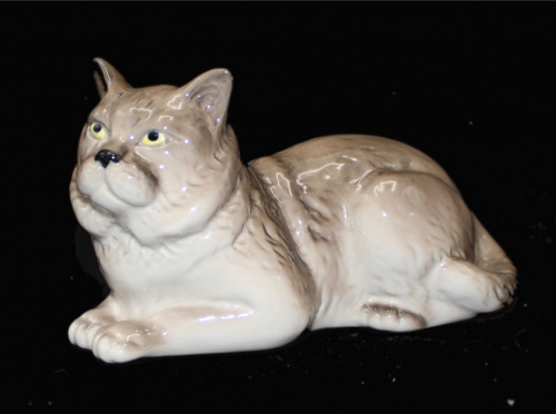 Фигурка фарфоровая «Кот». 13×7 см