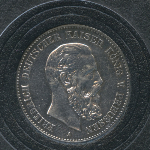 2 марки 1888. В капсуле