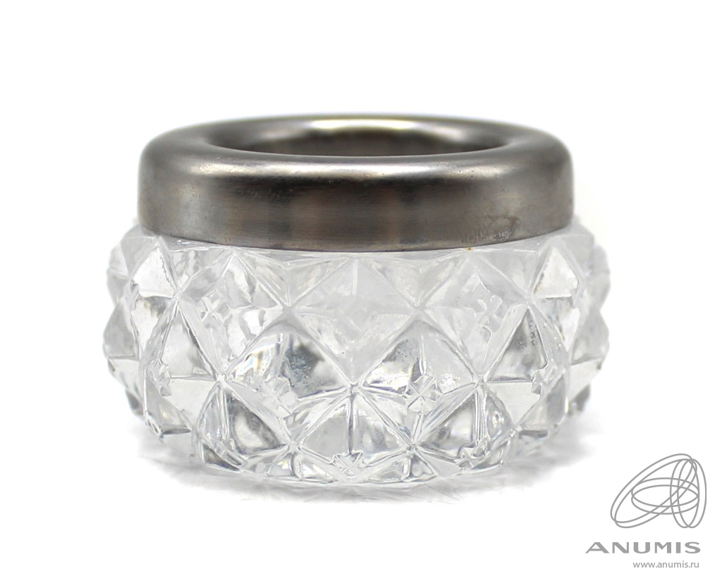 металл хрусталь. ваза с решеткой для цветов. конфетница ссср стекло металл. хрустальная ваза на металлической ножке.