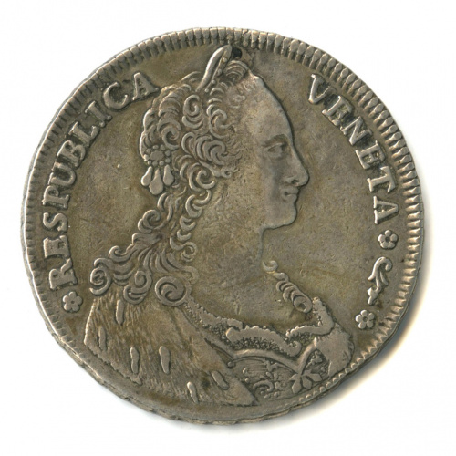 1 талер 1789. На 12 часах след от сделанного отверстия. Ювелирная гравировка. Восстановление рельефа