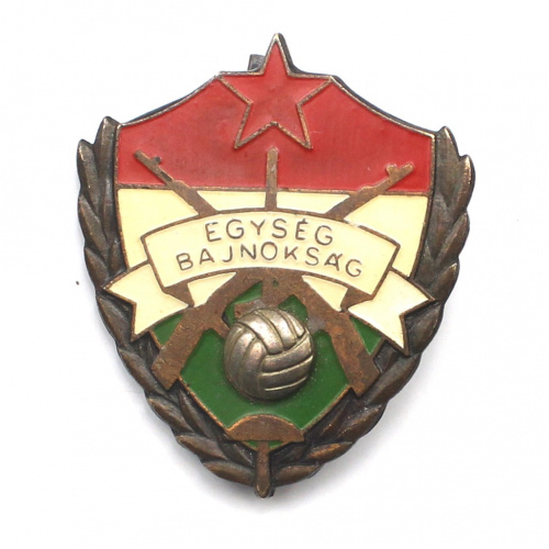 Знак спортивный «Воин-спортсмен. Футбол». Тяжелый, составной, эмаль 1950−е