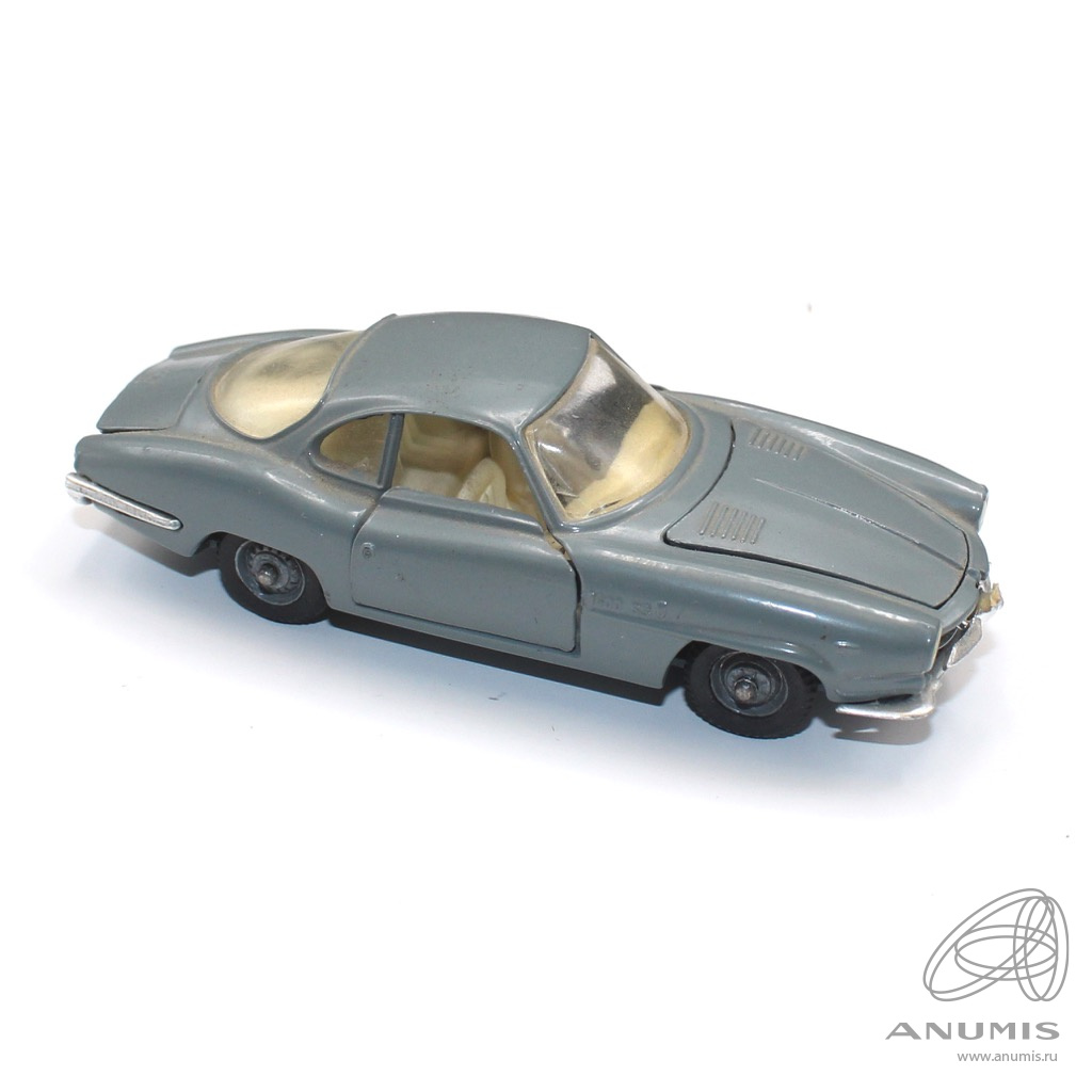 Модель автомобиля «ALFA ROMEO-GIULIA-SS» Металл Масштаб 1/43 Размер 9,5 см.  СССР. Лот №4232. Аукцион №263. – ANUMIS