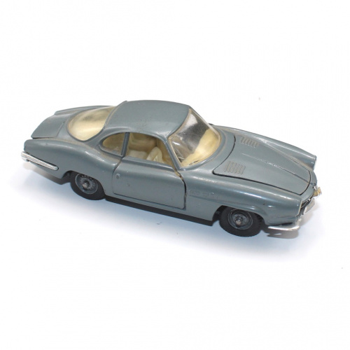 Модель автомобиля «ALFA ROMEO-GIULIA-SS». Металл. Масштаб 1/43. Размер 9,5 см