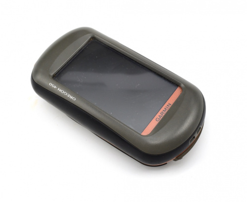 Навигатор GARMIN, коробка, карабин, шнур, 2 карты памяти. Без акб. Работает от сети