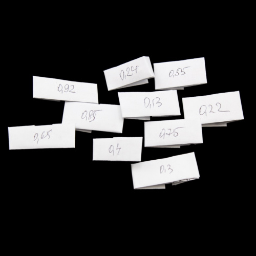 Лот новых сверл: 0,13; 0,22; 0,3; 0,4; 0,55; 0,65; всех 10 шт; 0,24; 0,75; 0,85; 0,92 всех по 5 шт, всего 80 шт