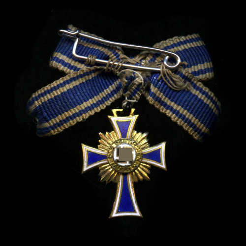 Знак «Почетный Крест Немецкой матери». Тяжелый, эмаль 1938