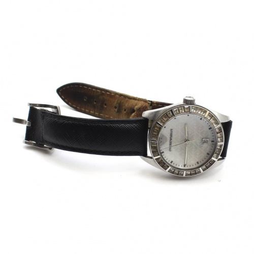 Часы наручные «Emporio Armani AR-0543». Требуется замена батарейки. ⌀ 4 см. Дефекты: ремешок с повреждением