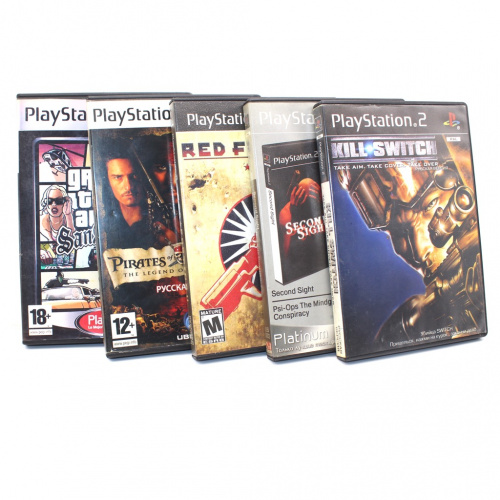 Лот дисков с играми для PlayStation-2. 5 шт