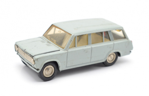 Масштабная модель автомобиля «ВАЗ-2102». Масштаб 1:43. Металл, пластик. Размер 9×3,5 см
