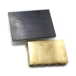 Музыкальная шкатулка-пудреница винтажная, в пластиковом футляре с зеркалом. Латунь, позолота. Размер 8,5×5,5 см. Песня «Пусть всегда будет солнце»" 1965 года (СССР) #2