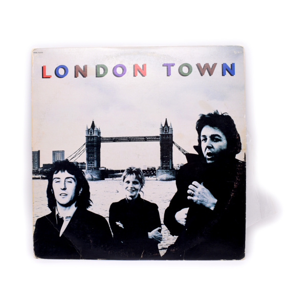 Пластинка «London Town». Исполнитель: Wings. Стерео. Набор из двух пластинок