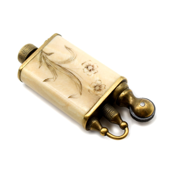 Зажигалка для трубок. Бронза, натуральный камень. Размер 7,5×3 см. 75,3 г