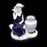 Подставка для зубочисток «Девушка с кувшином». Фарфор. Золочение. Размер 9×12 см. без клейма #1