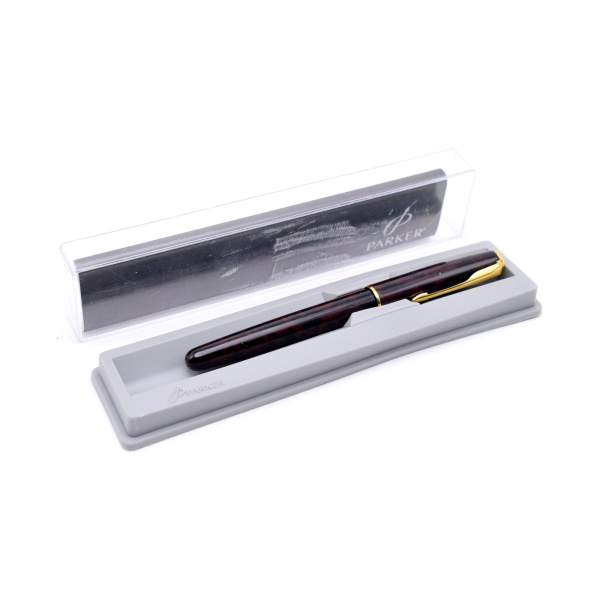 Ручка перьевая Parker Sonnet France. Размер 13,4×1,6. В футляре. С сертификатом