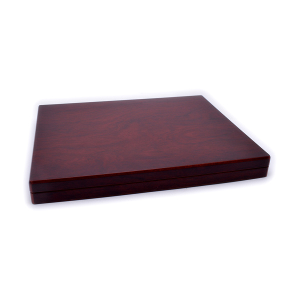 Кассета для 20 капсул Volterra Uno Quadrum. Отделка под красное дерево, фирма Leuchtturm. В оригинальной коробке. Б/у
